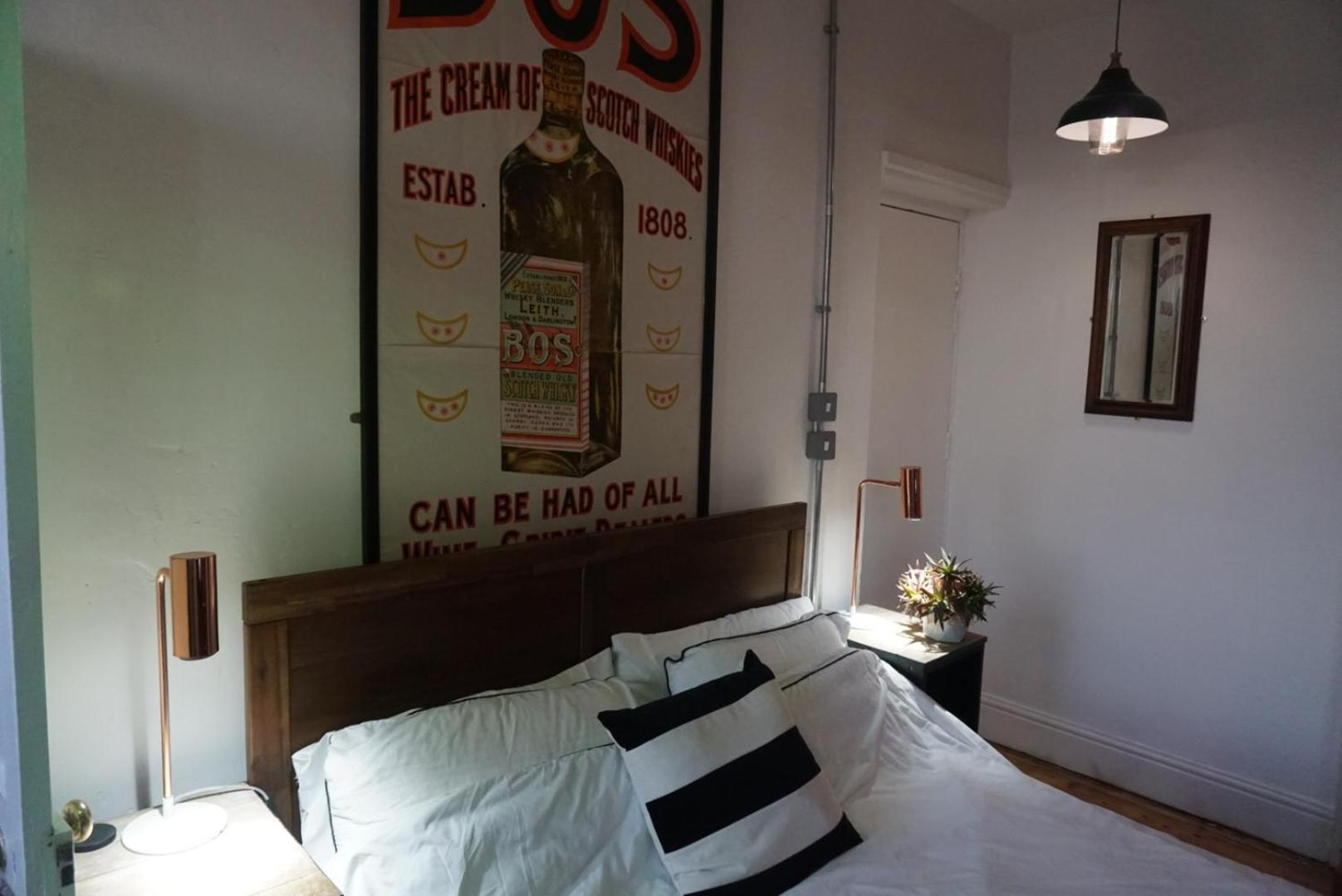 New! Castle View Studio Apartment 스카버러 외부 사진
